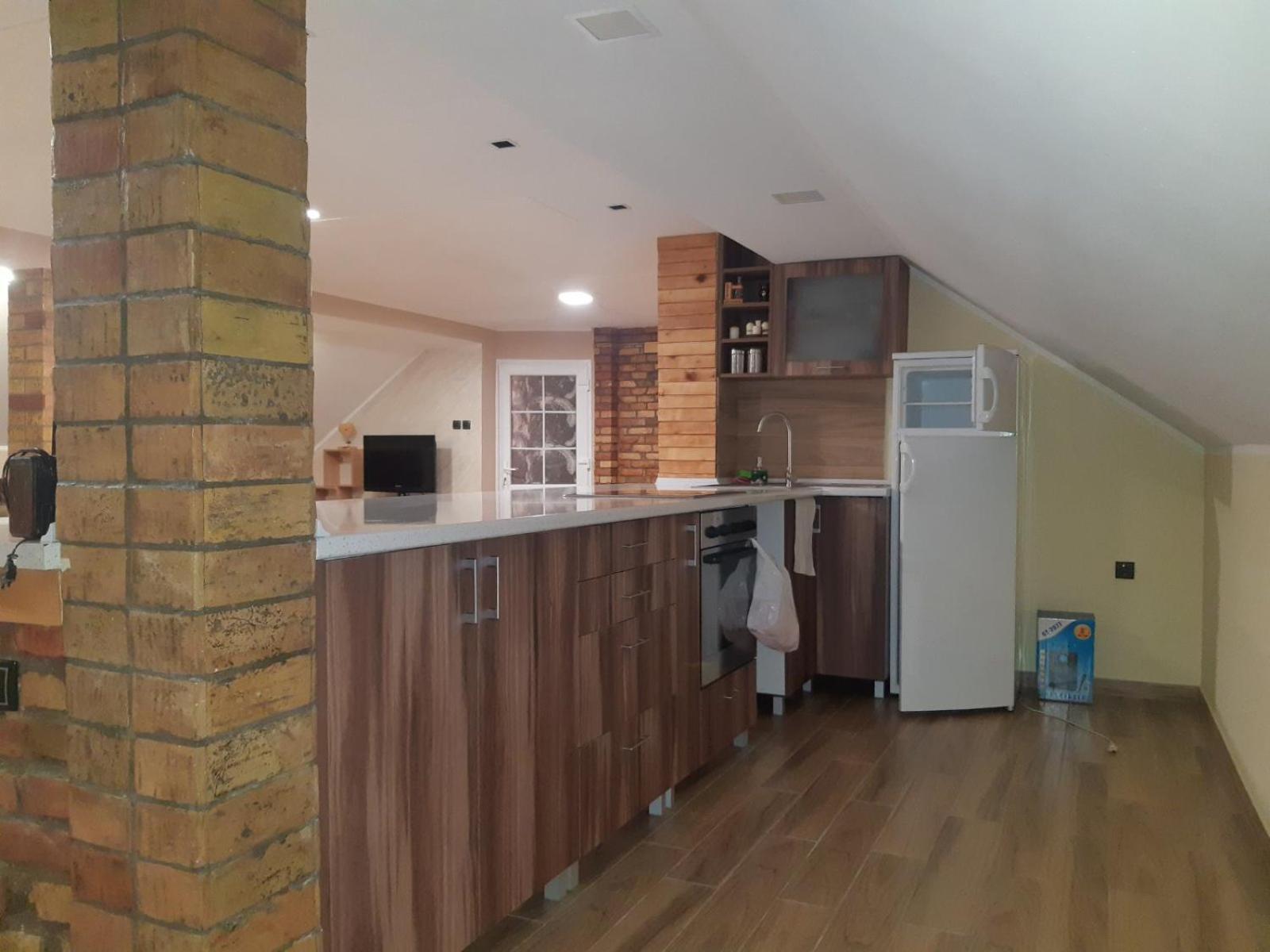 Nela Apartman Veternik Exterior foto