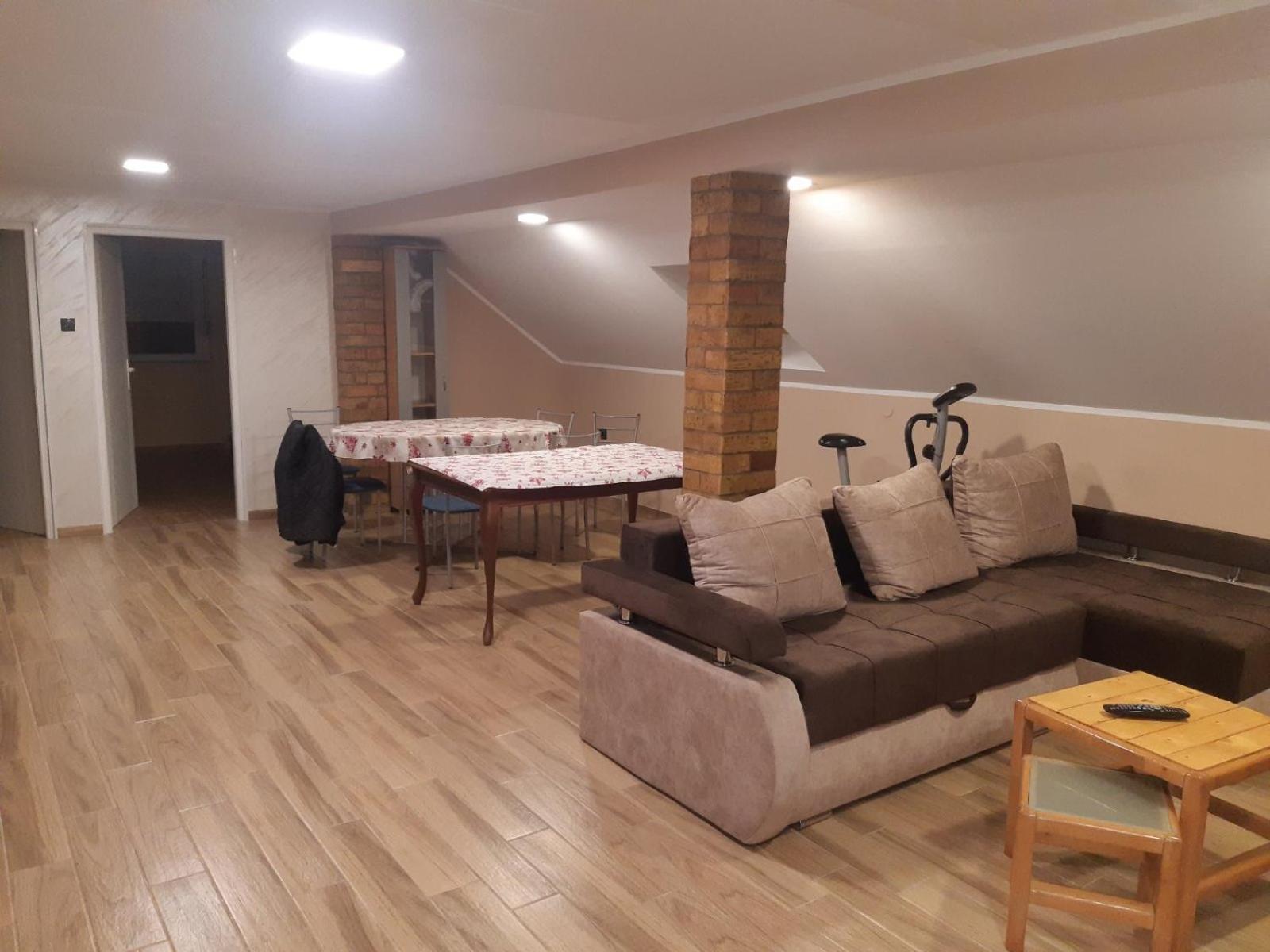 Nela Apartman Veternik Exterior foto